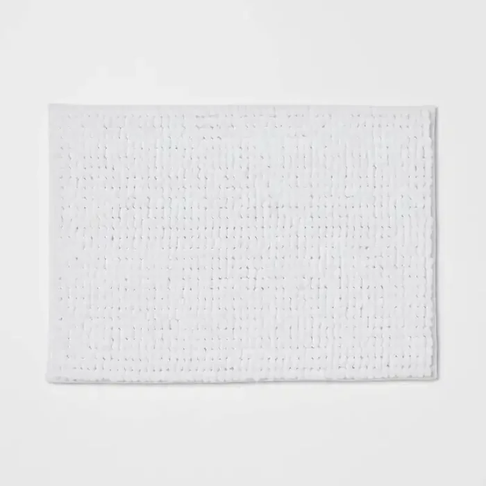 17″x24″ Chunky Chenille Cushion Foam Bath Rug White – Room Essentials™ Tufted Polyester, Machine Washable, Non-Slip Backing