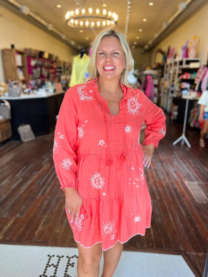 Andromeda Tiered Field Dress – Coral