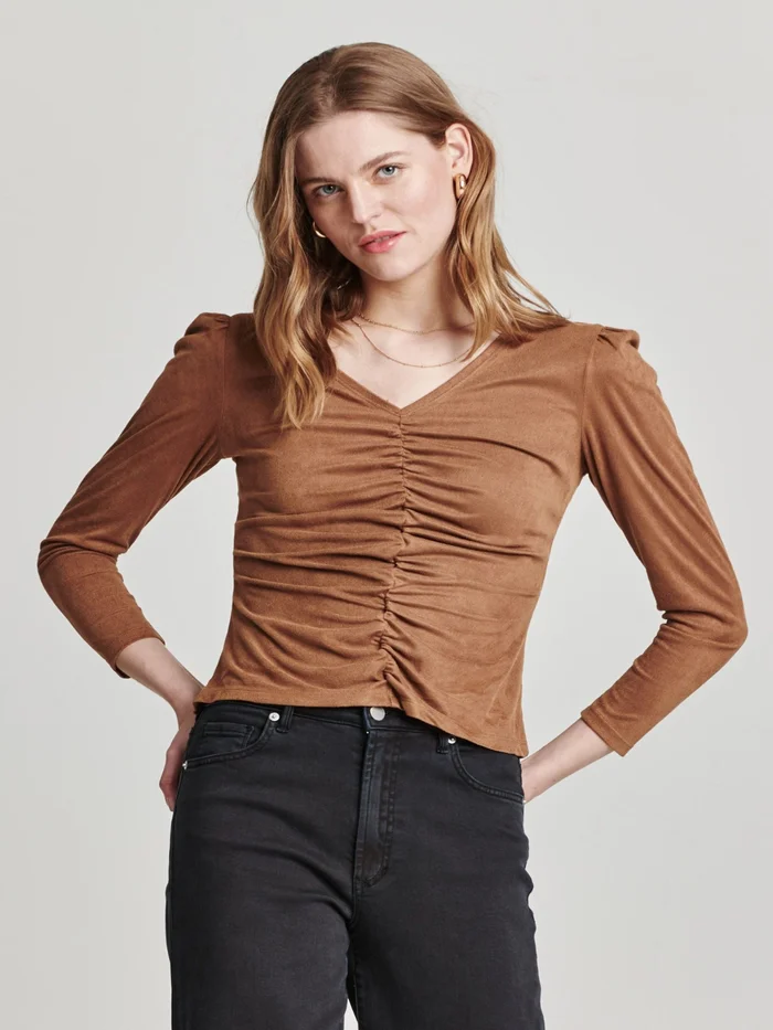 Another Love Shay Suede Top – Toffee
