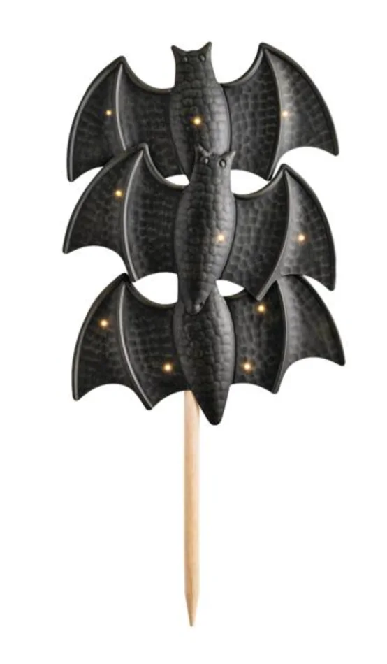 BATS LIGHT UP YARD STAKE