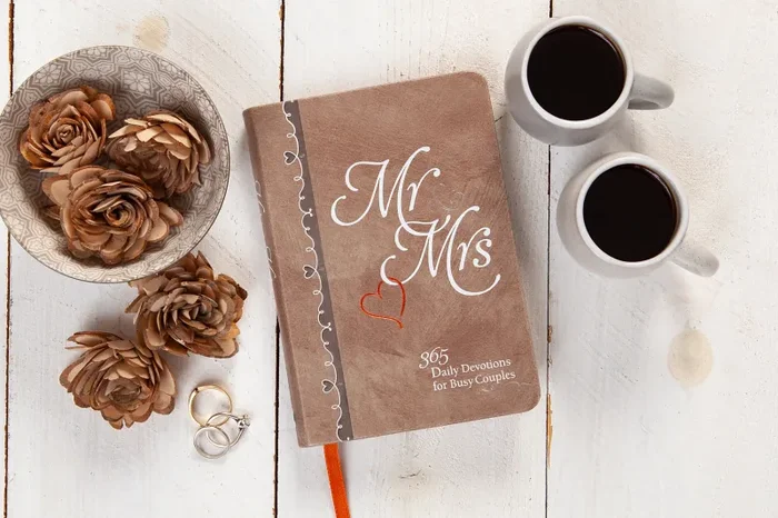 Broadstreet Publishing Mr & Mrs