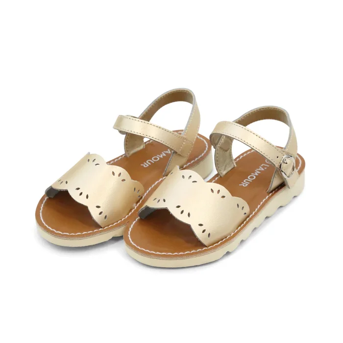CHAMPAGNE ELLA SCALLOPED SANDAL