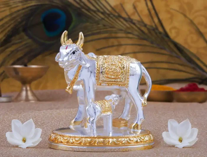 CHURU SILVERWARE Synthetic Resin Kamdhenu Cow and Calf Statue (9x9x6 cm Gold and Silver Two Tone)