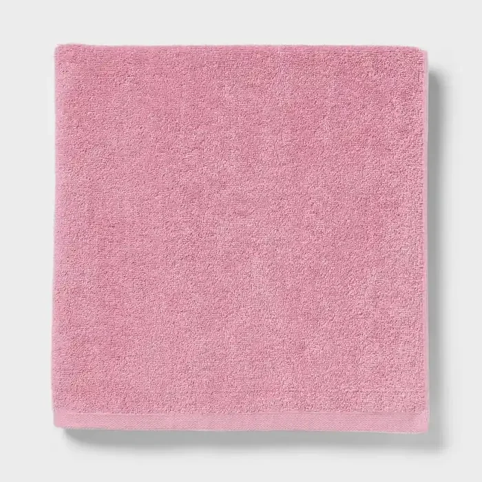 Everyday Oversized Bath Towel Pink – Room Essentials™