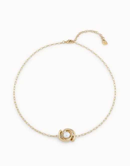 Full Pearl Moon Necklace