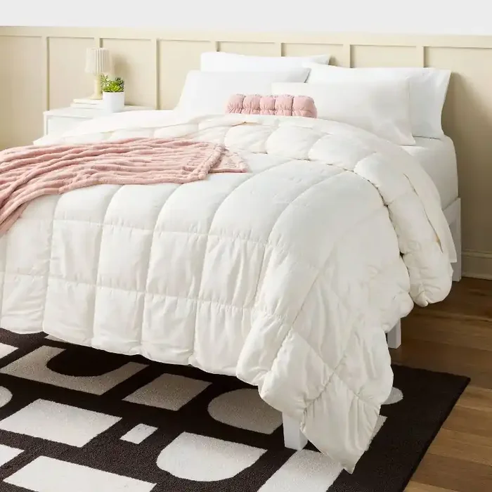Full/Queen Box Stitch Puffer Comforter Ivory – Room Essentials™