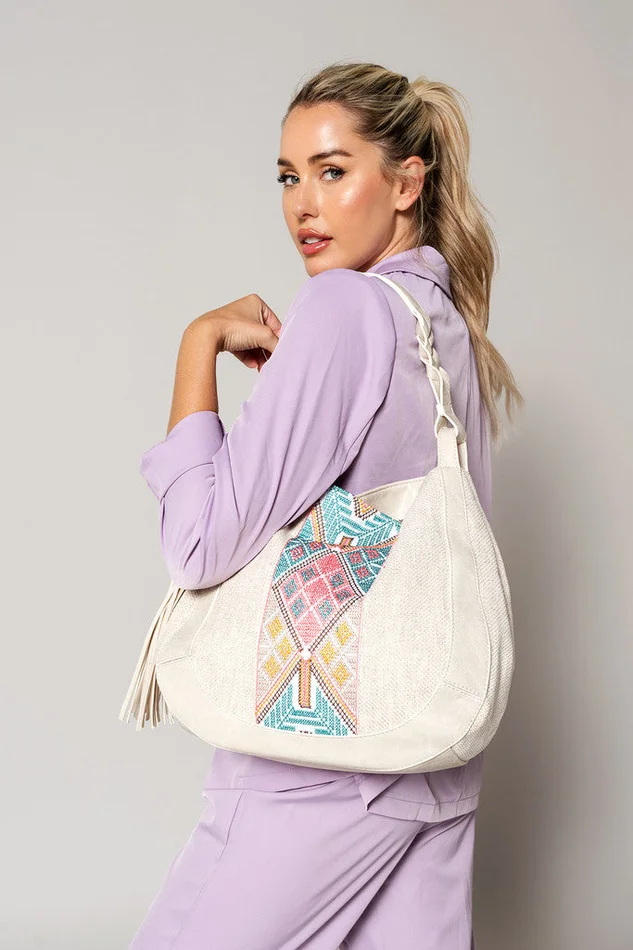 Jaylin Saddle Tote