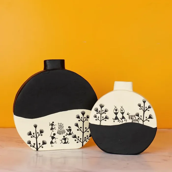 KHURJA POTTERY Warli Flasks Black Hand-Painted Terracotta Flower Vases Terracotta Decorative for Home Earthen Flower Vase Pots for Home (Set of 2)