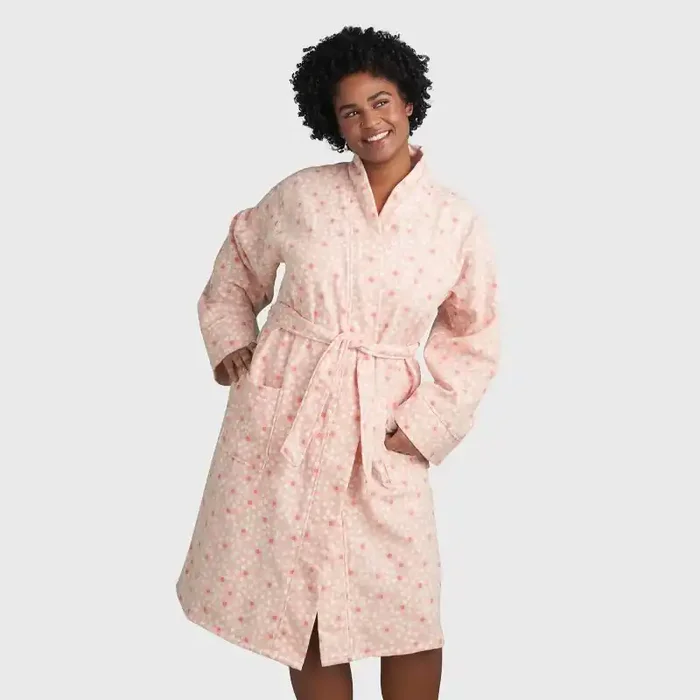 L/XL Dotted Bath Robe With Kimono Collar Pink – Room Essentials™