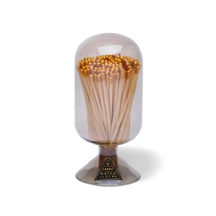 Match Cloche-Smoke with Gold Tip