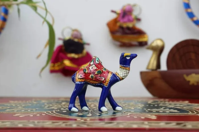 MEENAKARI ENAMEL PRODUCTS 1.5″ Metal Meenakari Handcrafted Camel Decorative Showpiece Figurine for Home Decor and Gift Purpose (Set of 2)