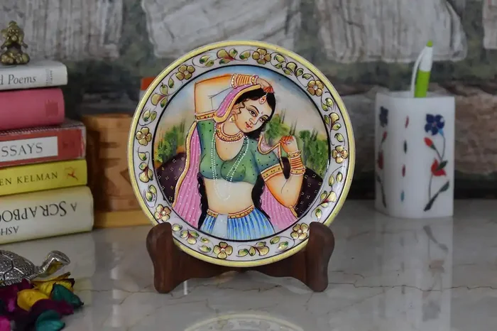 MEENAKARI ENAMEL PRODUCTS 22 Carat Gold Foil Work Round Shape Marble Showpiece Plate with Stand (14.5 cm x 1.5 cm x 14.5 cm) – Ragini Pose