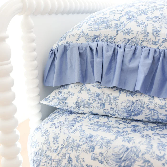 Princess Damask White Sheet Pillow Cover Set | Briar