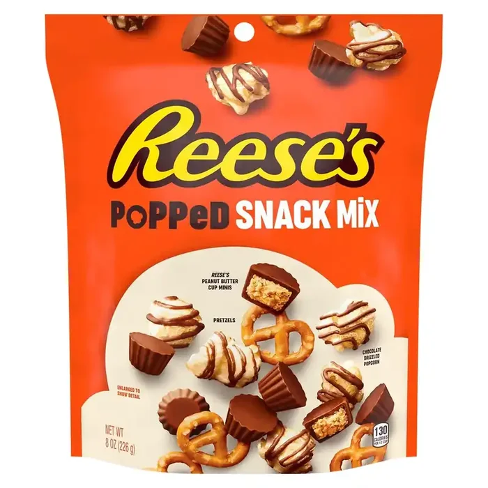 Reese‘s Chocolate Peanut Butter Popped, Snack Mix Bag, 8 oz