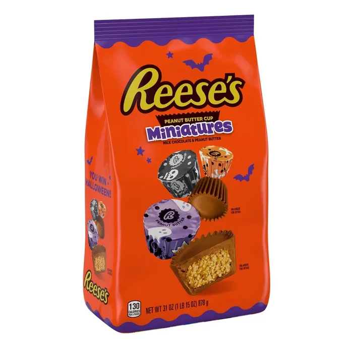 Reese‘s Miniatures Milk Chocolate Peanut Butter Cups, Halloween Candy Bag, 31 oz