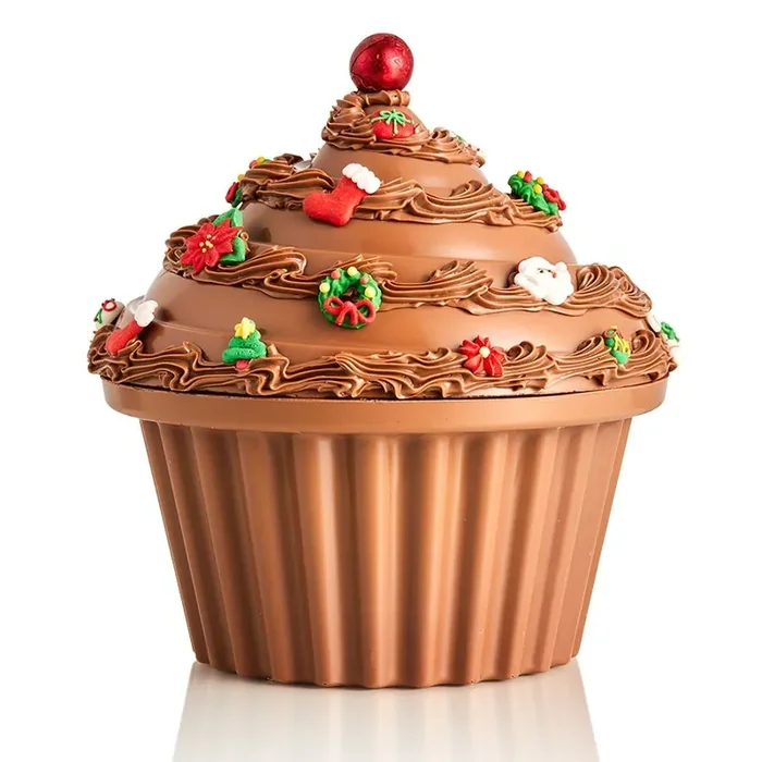 Sarris Candies Holiday Bashcake