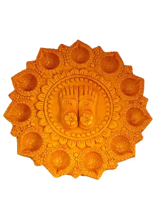 Suninow Handmade Decorative Diya Set for Diwali, Navratri, Dussehra, Puja, Festival, Home or Office Decor Terracotta (Pack of 11) Table Diya Set