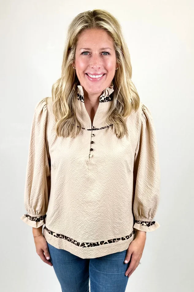 TAN & LEOPARD PIPING BUTTON TOP