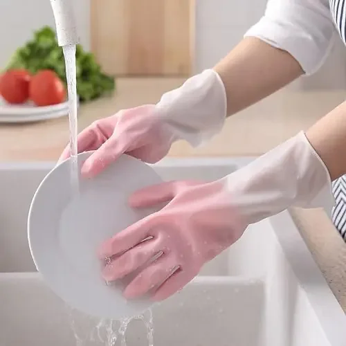 The Magic Makers Pvc Cleaning Gloves Hand Gloves For Dishwashing Cooking Skin-Friendly Reusable Gardening Anti-Slip Kitchen Cleaning Pet Grooming Car Washing Bathroom Cleaning Painting (1 Pair M)