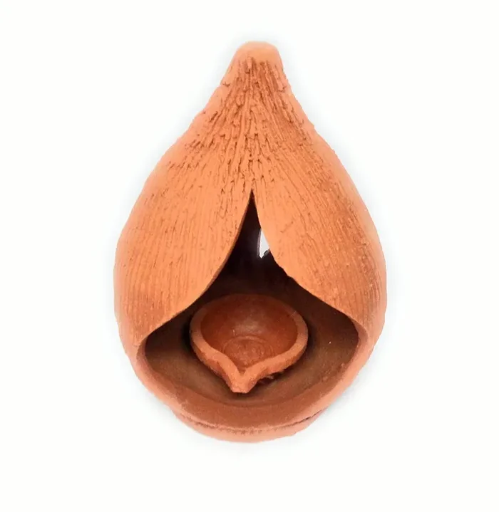 Tillage-Terracotta Clay Oil lamp Decorative Diya with lid for Home Decoration & Puja (Coconut LAMP) Pack of 2