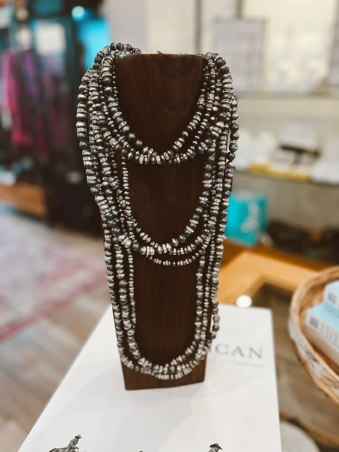 Tres Platos Necklace – Glitter