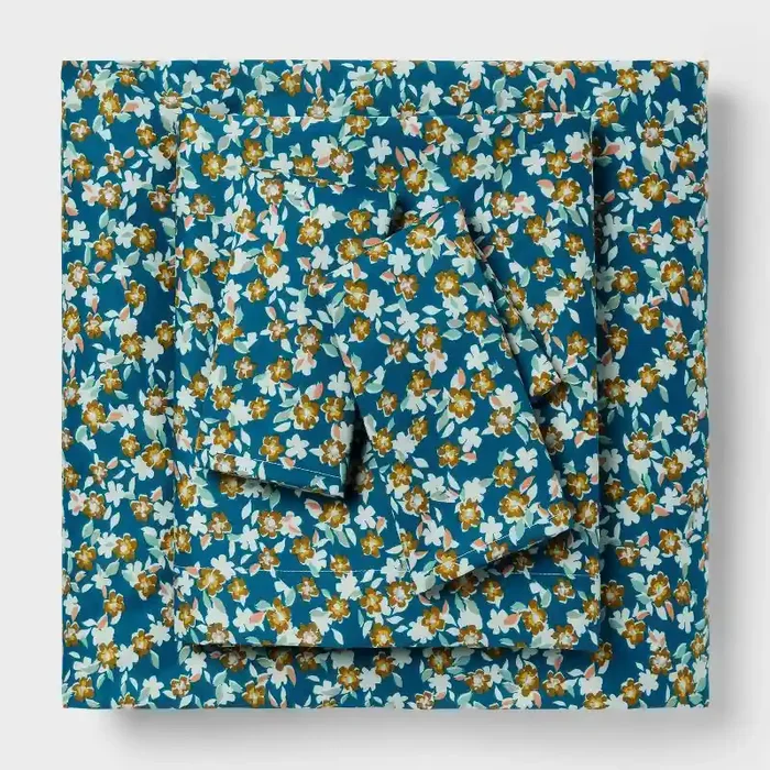 Twin/Twin XL Cotton Blend Sateen Sheet Set Navy Floral – Room Essentials™