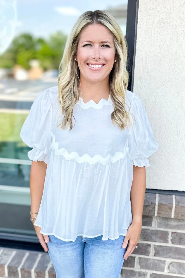 WHITE RIC RAC TRIM PEPLUM TOP