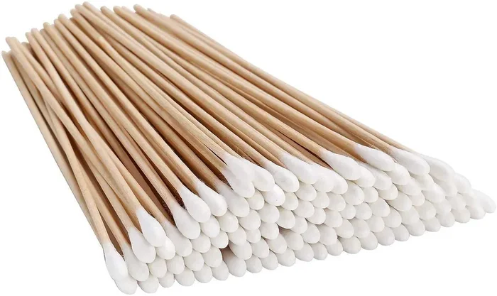 Wooden Cotton Swabs Sticks Non-Sterilized Medical Grade Pack of 100pcs